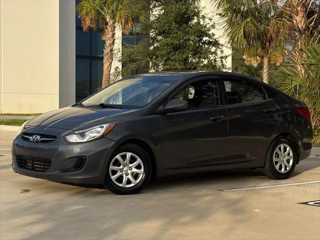2013 Hyundai Accent GLS