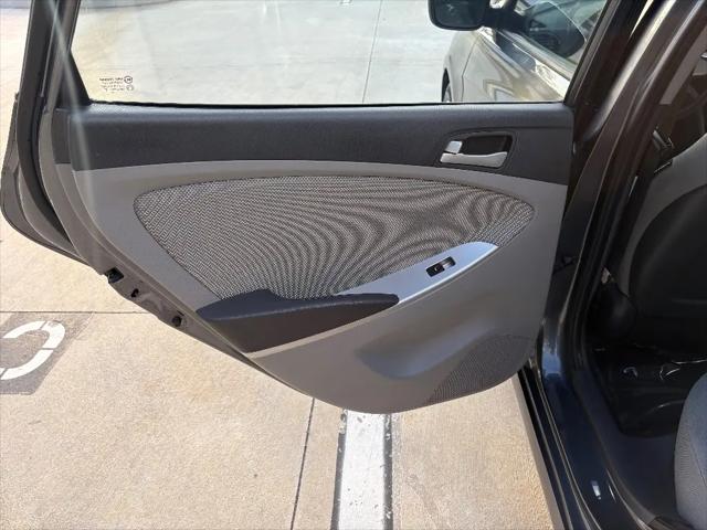 2013 Hyundai Accent GLS