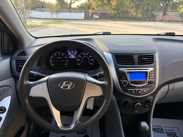2013 Hyundai Accent GLS