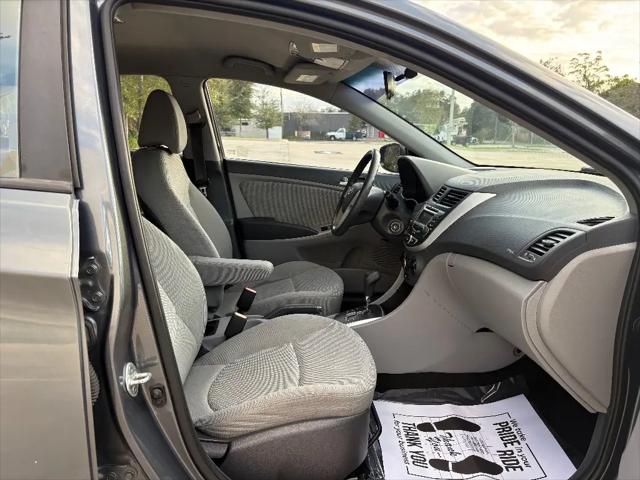 2013 Hyundai Accent GLS