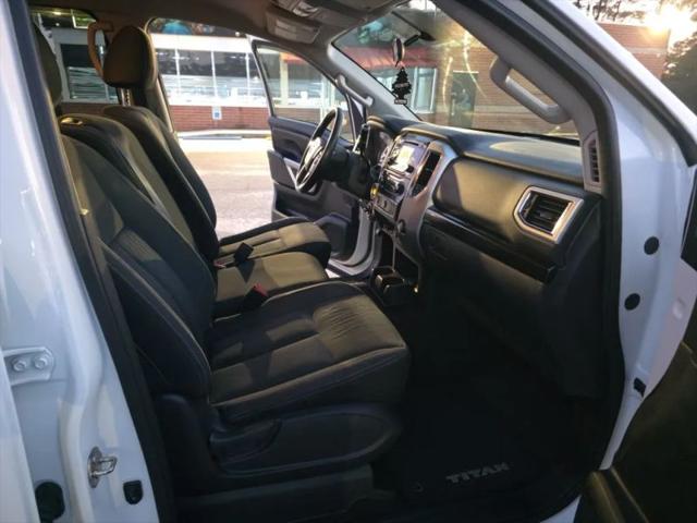 2017 Nissan Titan XD SV Diesel