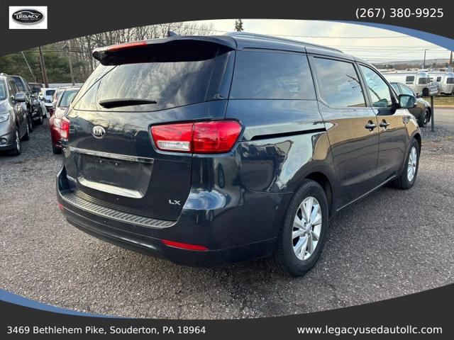 2015 Kia Sedona LX
