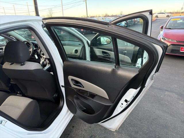 2016 Chevrolet Cruze Limited LS Auto