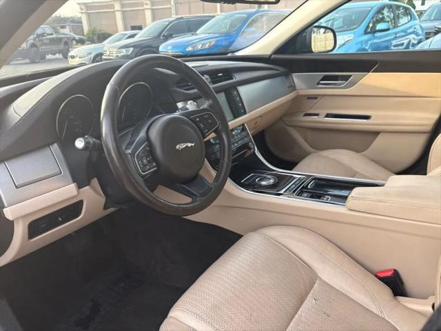 2017 Jaguar XF 35t Prestige