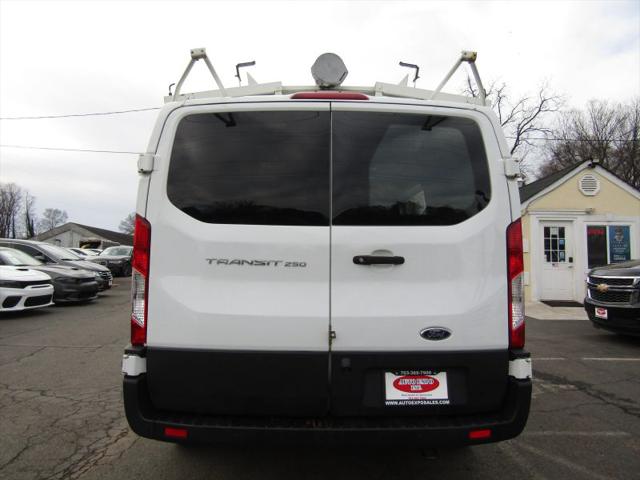 2020 Ford Transit Cargo Van w/RWB