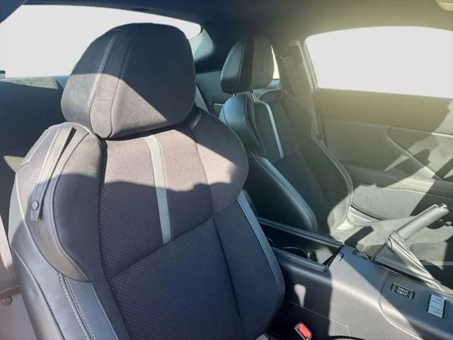 2025 Toyota GR86 Premium
