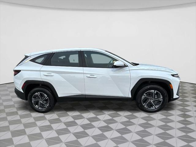 2026 Hyundai Tucson Hybrid Blue SE
