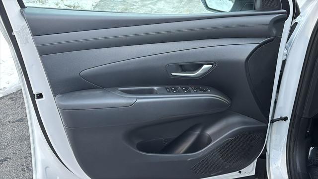 2026 Hyundai Tucson Hybrid Blue SE