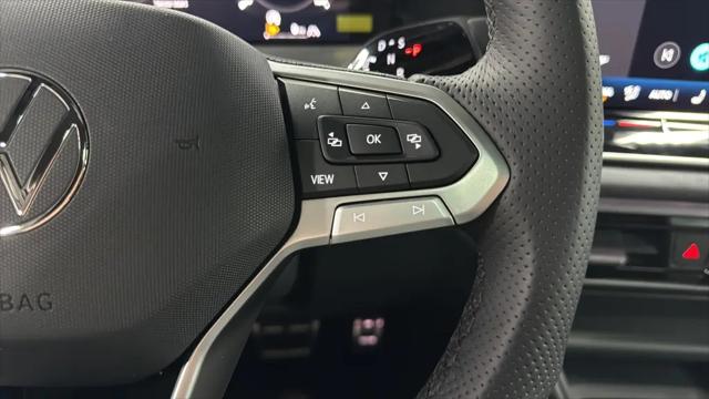 2026 Volkswagen Tiguan SE R-Line Black