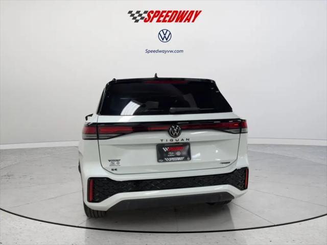 2026 Volkswagen Tiguan SE R-Line Black