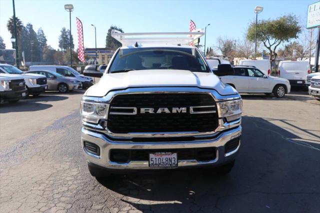 2022 Ram 3500 Big Horn Crew Cab 4x4 8' Box