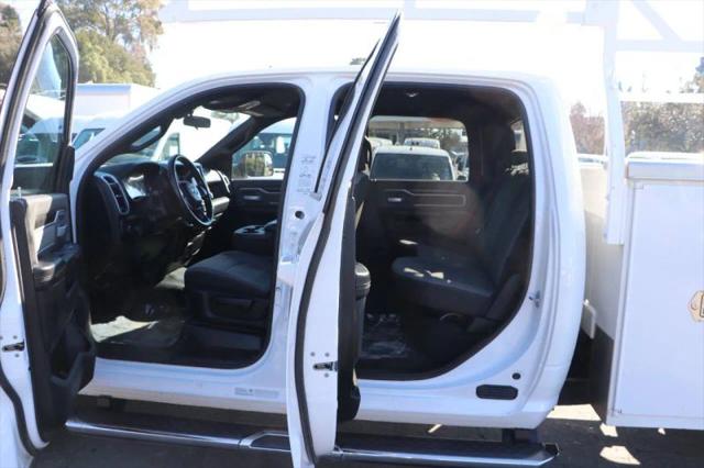 2022 Ram 3500 Big Horn Crew Cab 4x4 8' Box
