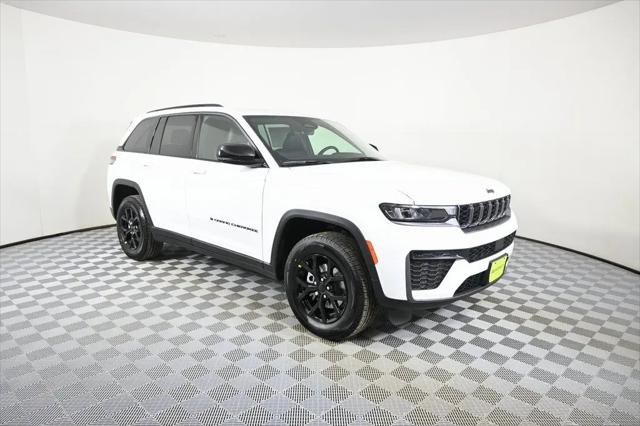 2026 Jeep Grand Cherokee Altitude 4x4