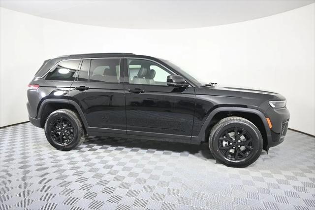 2026 Jeep Grand Cherokee Altitude 4x4