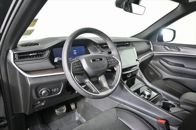 2026 Jeep Grand Cherokee Altitude 4x4
