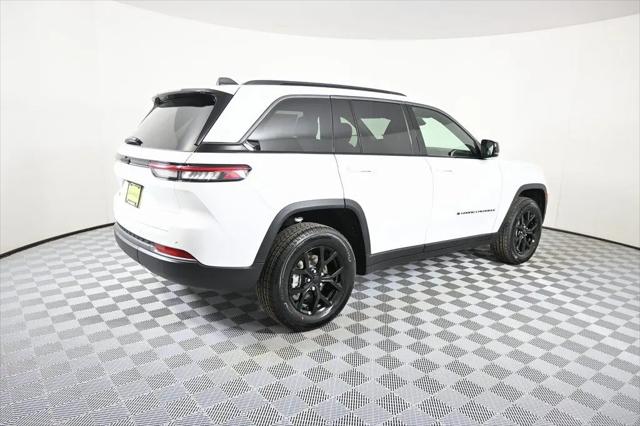 2026 Jeep Grand Cherokee Altitude 4x4