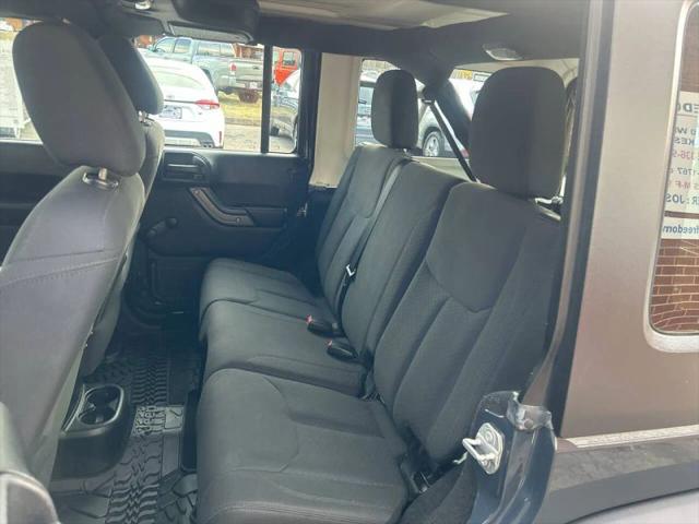 2016 Jeep Wrangler Unlimited Sport