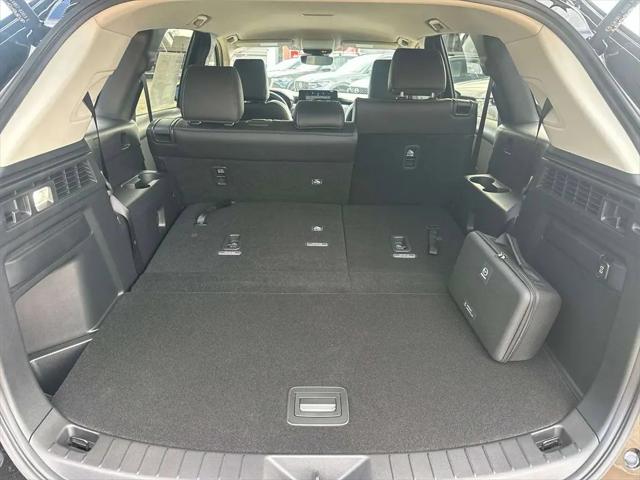 2026 Mazda X-90 3.3 Turbo Select