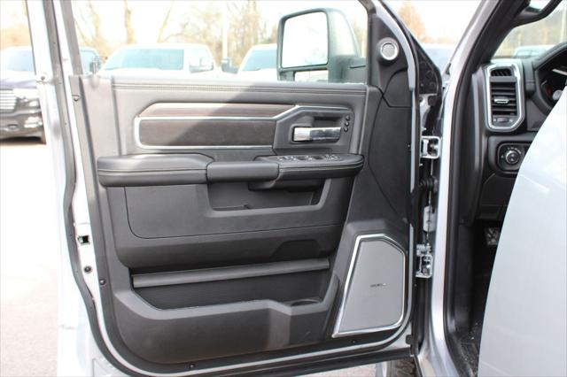 2026 Ram 3500 Laramie Crew Cab 4x4 6'4" Box