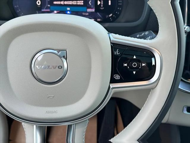 2026 Volvo XC90 Ultra Dark Theme, B6 AWD Gas (mild hybrid), Gasoline, 7 Seats