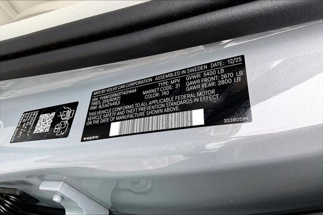 2026 Volvo XC60 B5 Ultra