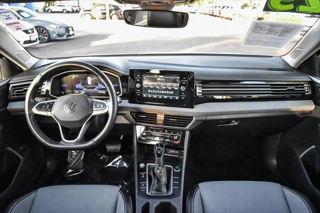 2025 Volkswagen Jetta 1.5T SE