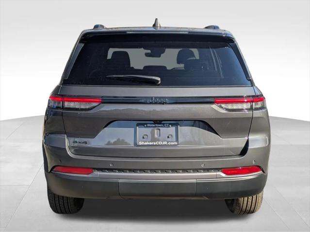 2026 Jeep Grand Cherokee Altitude 4x4