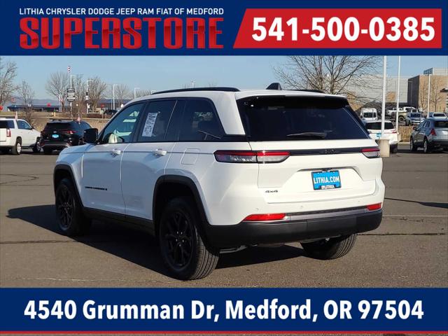 2026 Jeep Grand Cherokee Laredo Altitude