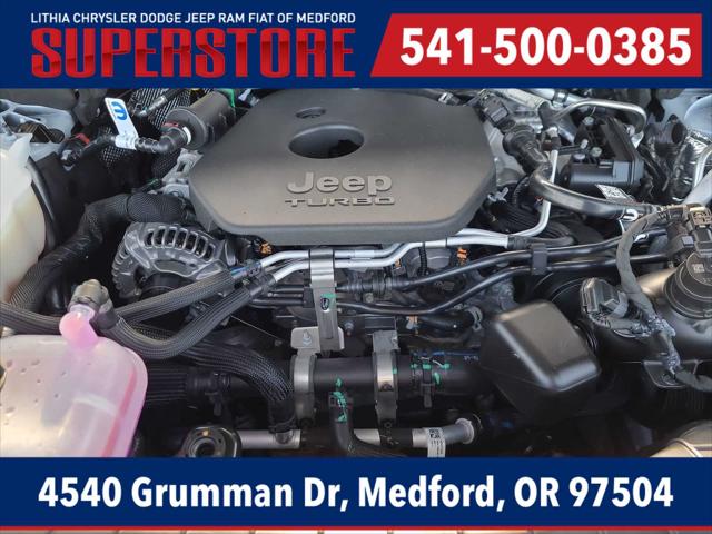 2026 Jeep Grand Cherokee Laredo Altitude