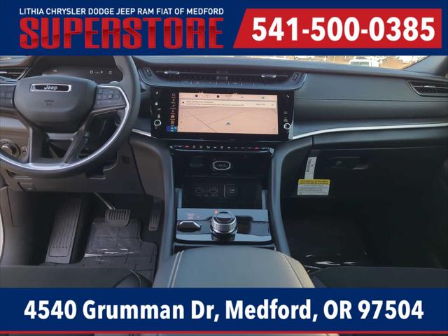 2026 Jeep Grand Cherokee Laredo Altitude
