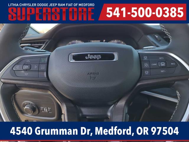 2026 Jeep Grand Cherokee Laredo Altitude