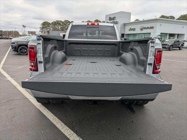 2026 Ram 3500 Tradesman Crew Cab 4x4 8' Box