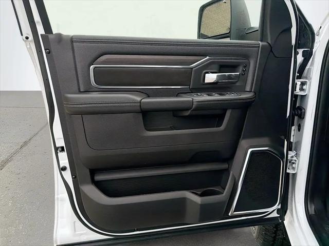 2026 Ram 2500 Laramie Crew Cab 4x4 6'4" Box