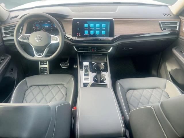 2026 Volkswagen Atlas SEL Premium R-Line