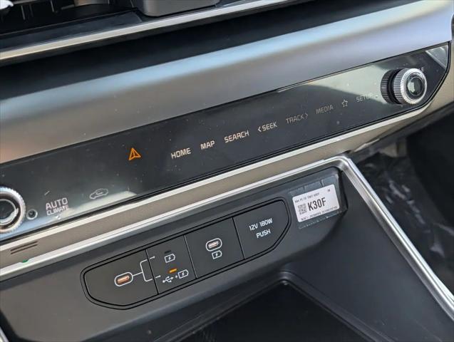 2026 Kia Carnival MPV LX