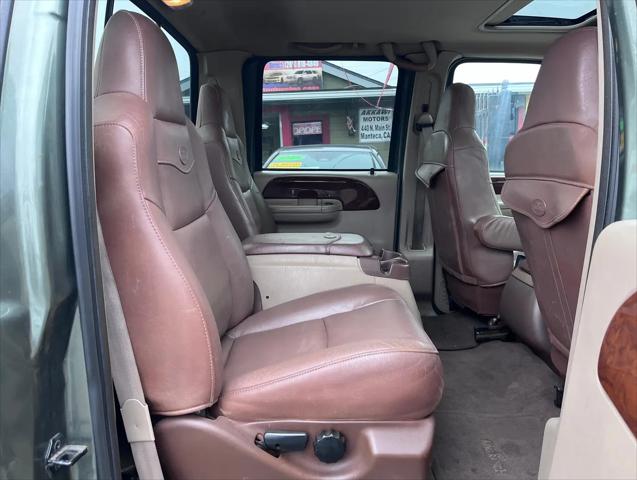 2004 Ford F-350 LARIAT