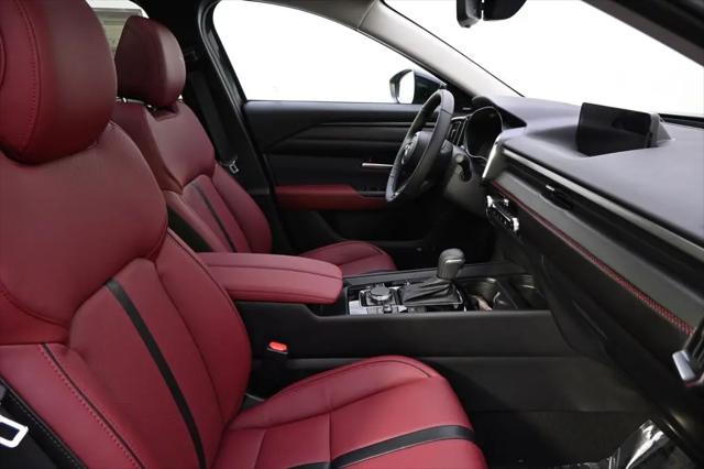 2026 Mazda CX-50 Hybrid Premium Plus