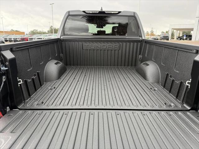 2026 Toyota Tundra SR5 CrewMax 5.5' Bed
