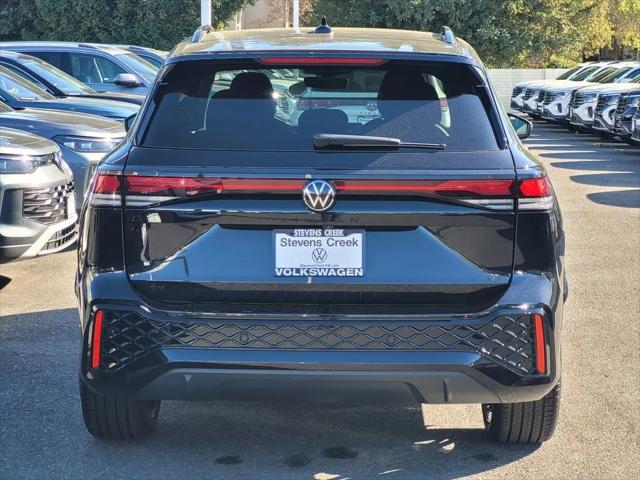 2026 Volkswagen Tiguan SE R-Line Black