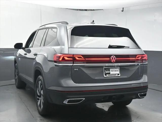2026 Volkswagen Atlas SE with Technology