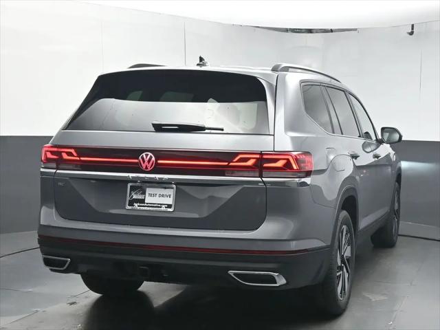 2026 Volkswagen Atlas SE with Technology