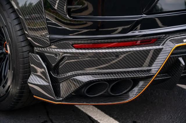 2022 Lamborghini Urus Pearl Capsule