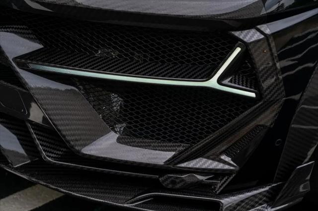 2022 Lamborghini Urus Pearl Capsule