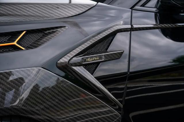 2022 Lamborghini Urus Pearl Capsule
