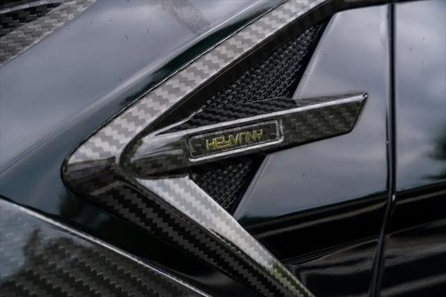 2022 Lamborghini Urus Pearl Capsule