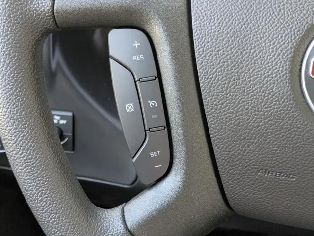 2025 GMC Savana Passenger RWD 3500 Extended Wheelbase LT