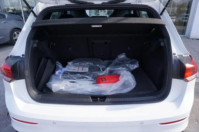 2026 Volkswagen Golf R Base