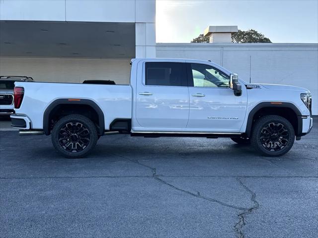 2026 GMC Sierra 2500HD Crew Cab, Standard Bed, Denali, 4WD