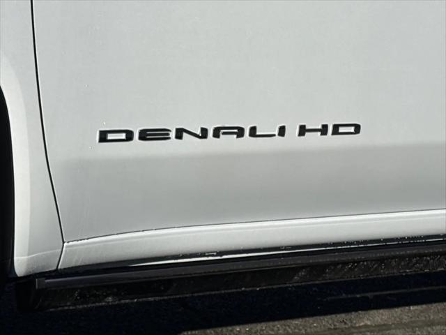 2026 GMC Sierra 2500HD Crew Cab, Standard Bed, Denali, 4WD