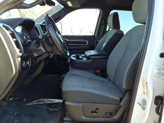 2024 Ram 3500 Big Horn Crew Cab 4x4 8' Box
